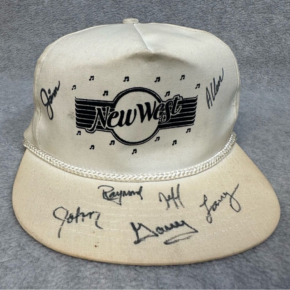 New West Music Hat White Signed SnapBack Rope Brim 5 Panel Band Songs Casual
